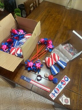 🇺🇸 Patriotic Red, White & Blue Party Favors - USA Themed Celebration Favors 🎇